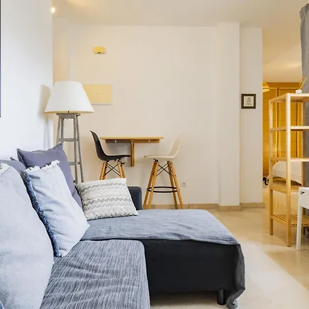 Cubo's San Rafael Apartment *
