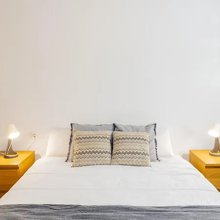 Cubo's San Rafael Apartment